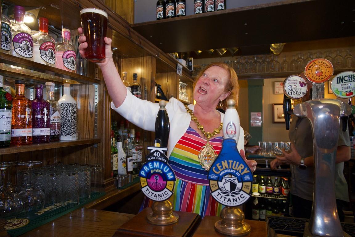 Titanic Centenary Pint